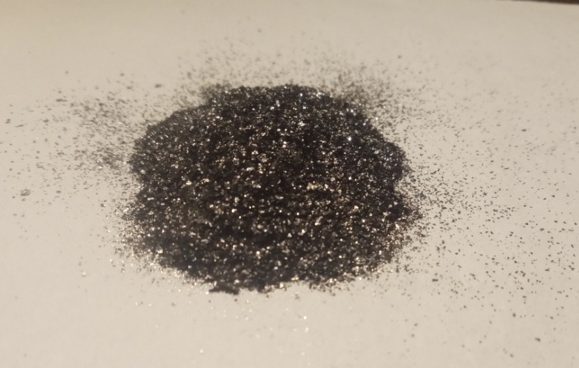 High-carbon flake graphite crystalline flake sample